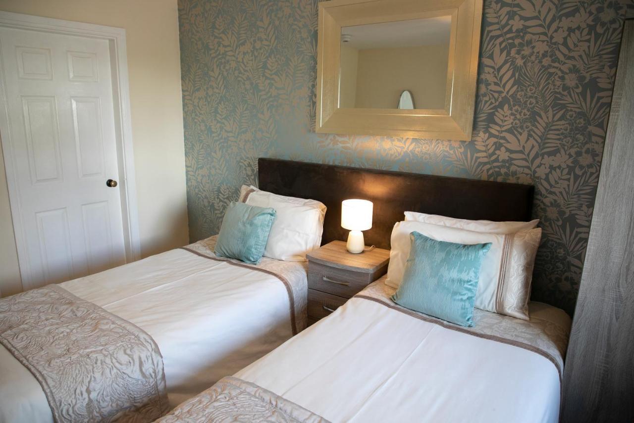 Arch House B&B & Apartments แอธลอน ภายนอก รูปภาพ