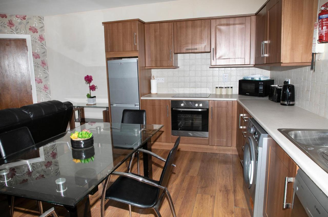 Arch House B&B & Apartments แอธลอน ภายนอก รูปภาพ