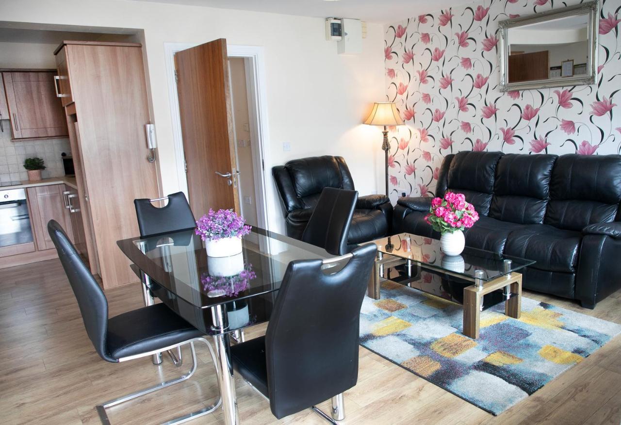 Arch House B&B & Apartments แอธลอน ภายนอก รูปภาพ
