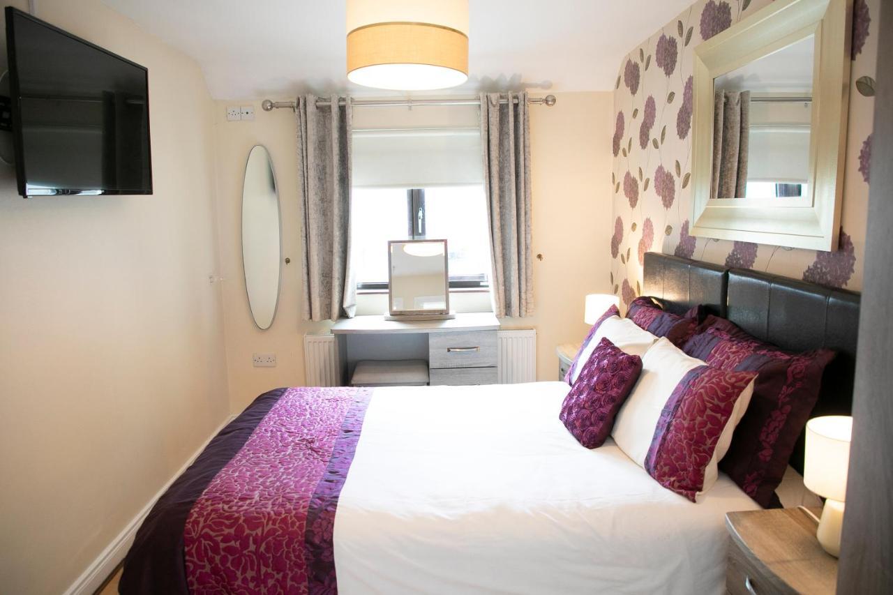 Arch House B&B & Apartments แอธลอน ภายนอก รูปภาพ